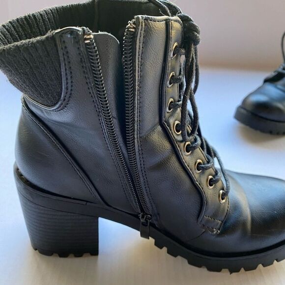 Olivia and Kate Women's Heeled Work Boots, Laced with side zippers Size 6‎ Biker - Picture 8 of 11